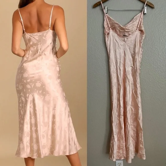 NWOT All About You Blush Pink Floral Jacquard Satin Midi Dress - Picture 3 of 7